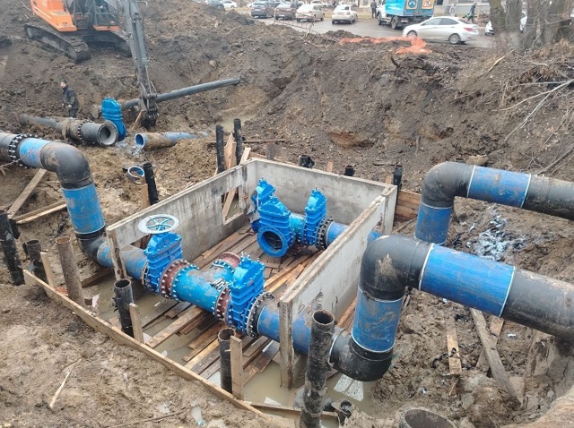 На северо-западе Саранска завершили работы по переврезке водовода