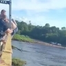 В Приамурье пожарные спасли детей на реке Архара