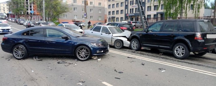 На Московской произошло массовое ДТП: четверо пострадавших