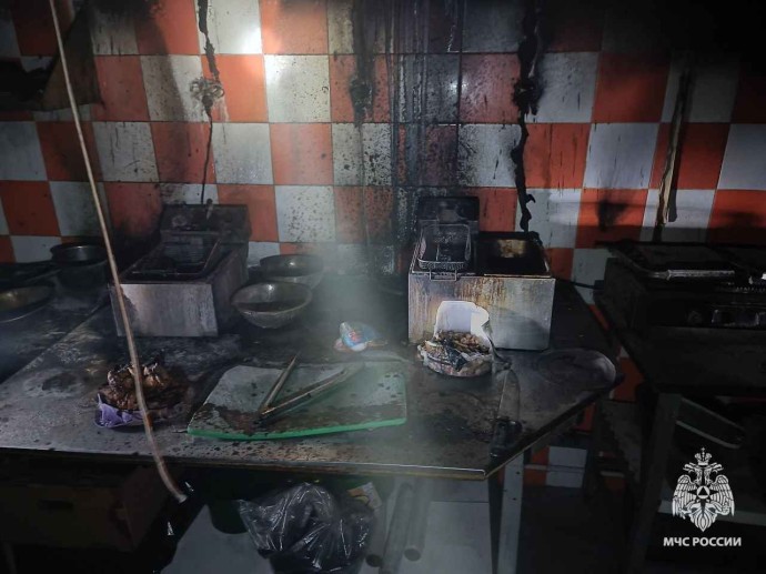 В кафе на улице Н. Руднева в Туле произошел пожар В кафе на улице Н. Руднева в Туле произошел пожар