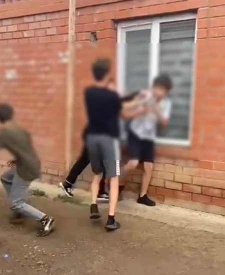 Стало известно, почему подростки толпой избили мальчика в Башкирии