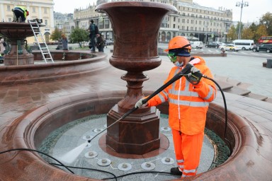 В Москве завершили подготовку фонтанов к зиме