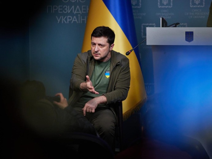 Холодный расчет Вашингтона: поставки оружия Украине встают на паузу ради защиты своих баз