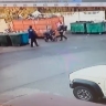 На видео камеры наблюдения попала женщина, оставившая коляску с младенцем на Московском проспекте