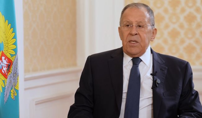 Лавров: войскам киевского режима придется в любом случае покинуть Донбасс