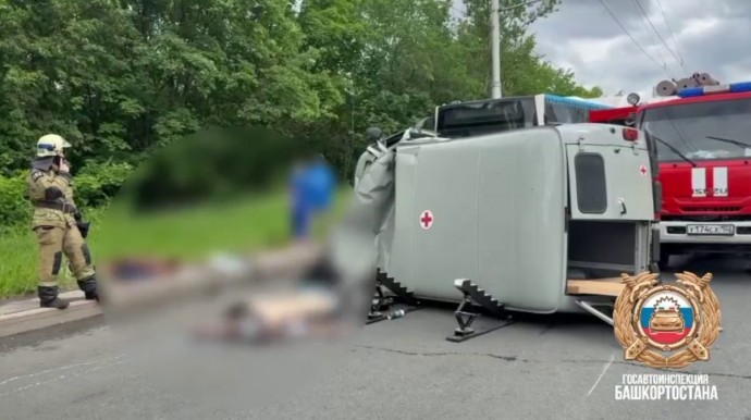 В минздраве сообщили, кто погиб в ДТП в Уфе