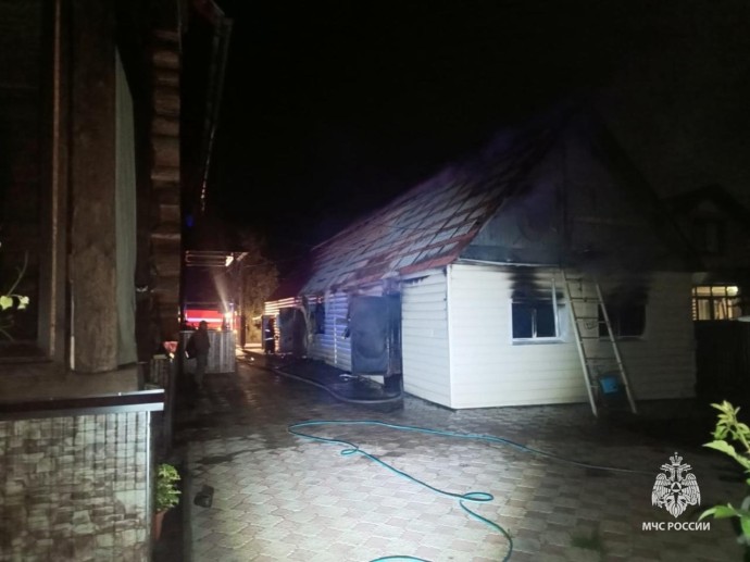 В Башкирии ночной пожар унес жизнь мужчины