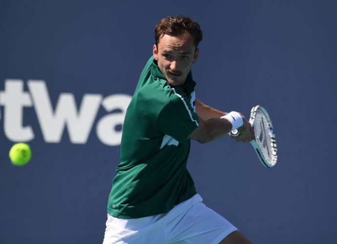 Медведев сохранил 11-е место в рейтинге ATP после раннего вылета с «Ролан Гаррос»