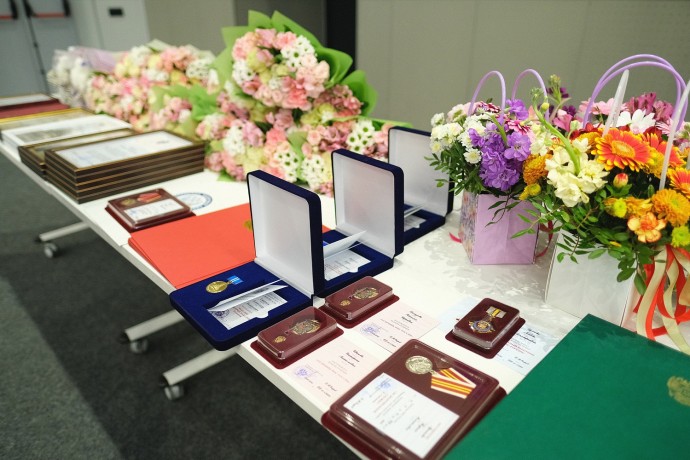 В Новгородской области сотрудникам налоговой службы вручили награды