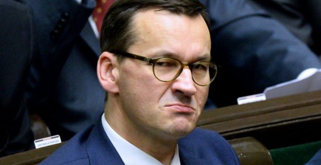 Бывшему премьер-министру Польши грозит тюремный срок за дело, связанное с Украиной