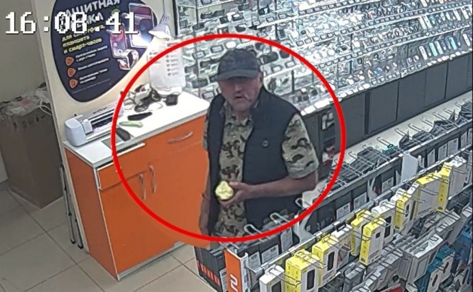 Обворовавший "Колизей" сахалинец попал в объектив камеры видеонаблюдения