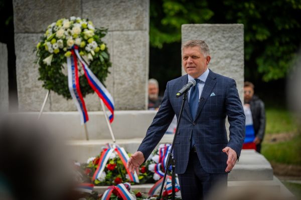 Фицо ищет, как добраться в Москву: Прибалтику закрыла для него воздушное пространство