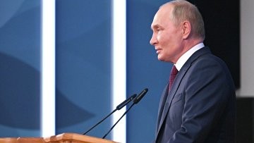 Путин поблагодарил пришедших на выборы избирателей