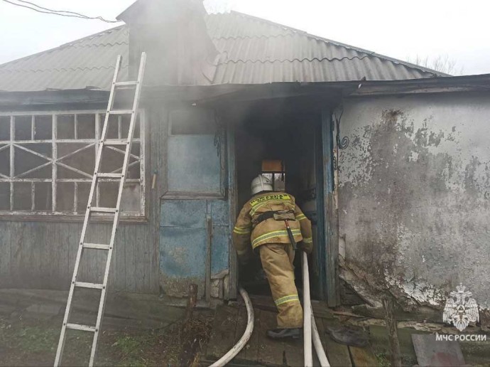 В Ровеньском округе при пожаре в доме погиб мужчина В Ровеньском округе при пожаре в доме погиб мужчина