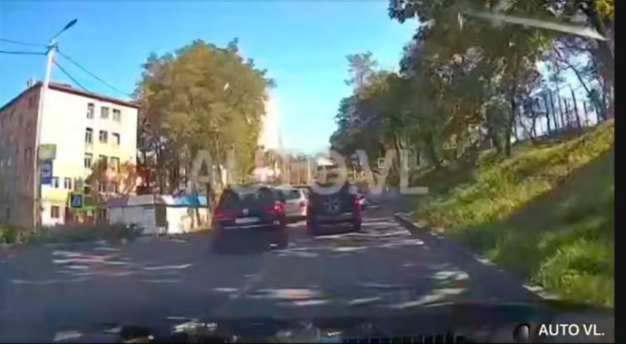Ребёнка чуть не покалечил: пьяный водитель устроил ДТП во Владивостоке