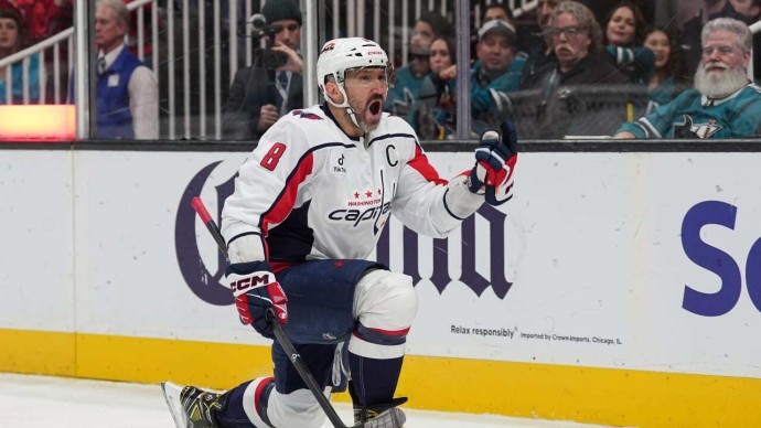 Овечкин повторил уникальное достижение Ларионова в НХЛ