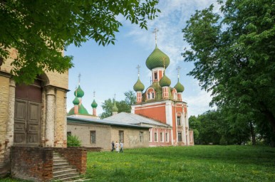 Госдума рассмотрит законопроект о защите религиозных символов до конца сессии