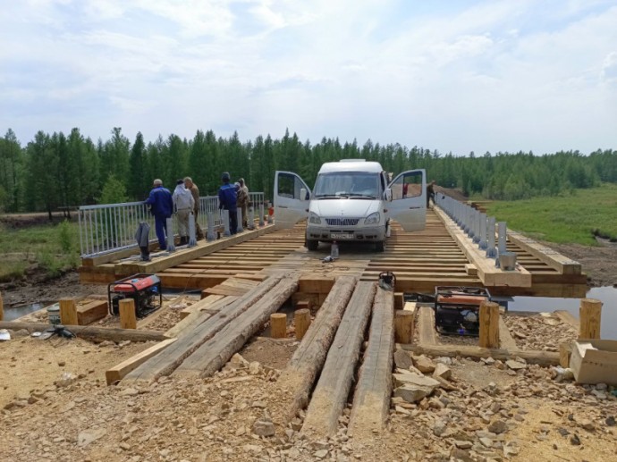 В Еравнинском районе Бурятии приступили к обустройству моста