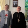 Тульский писатель пригласил австралийского священника в оружейную столицу