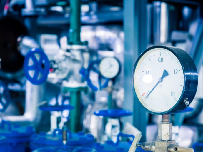 Газовые хранилища Европы стремительно пустеют