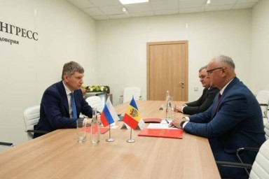 Додон на ПМЭФ: Экономика Молдавии не выживет без российских энергоресурсов