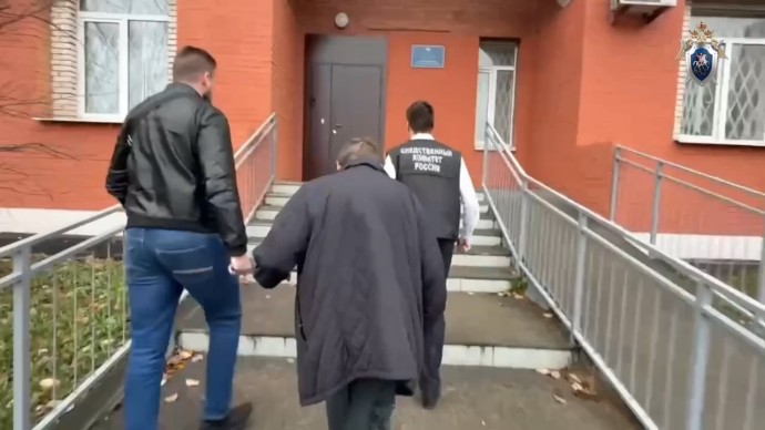 Петербуржца, зарезавшего знакомого в квартире на Воронежской улице, отправили в СИЗО Петербуржца, зарезавшего знакомого в квартире на Воронежской улице, отправили в СИЗО