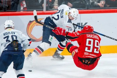 "Металлург" обыграл на выезде "Автомобилист" в матче с 9 голами