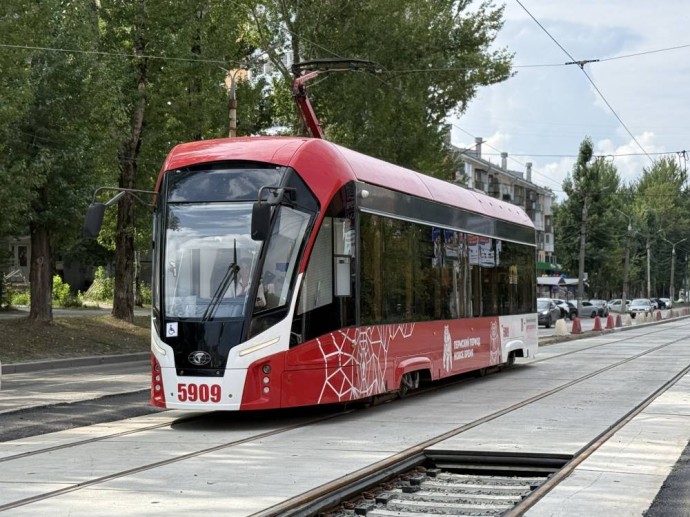 Стартовала обкатка трамвайных путей на улице Крисанова