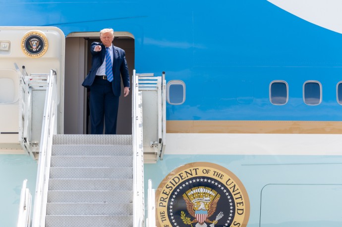 Названы четыре способа захвата Трампом Гренландии