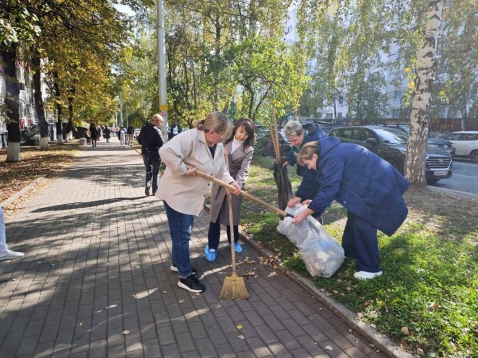 В Уфе на субботник вышли более 54 тысяч человек В Уфе на субботник вышли более 54 тысяч человек