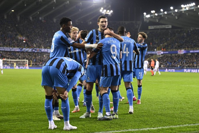 «Барселона» не смогла обыграть «Брюгге», пропустив три мяча «Барселона» не смогла обыграть «Брюгге», пропустив три мяча