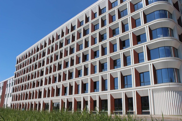 Современное промышленное здание построили в индустриальном парке «Руднево» Современное промышленное здание построили в индустриальном парке «Руднево»