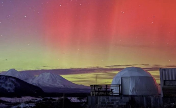 Жители Камчатки наблюдали редкое северное сияние Жители Камчатки наблюдали редкое северное сияние