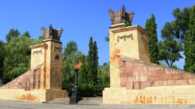 В ДНР ответили на предложение мэра Львова обменять останки советских воинов