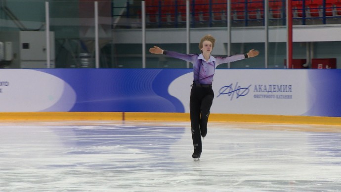 В Петербурге стартовал второй день финала «Кубка Федерации фигурного катания» среди юниоров