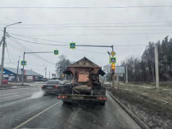 Кострому экстренно обрабатывают от гололеда
