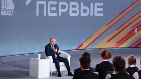 Путин поприветствовал участницу марафона "Знание.Первые" по-испански