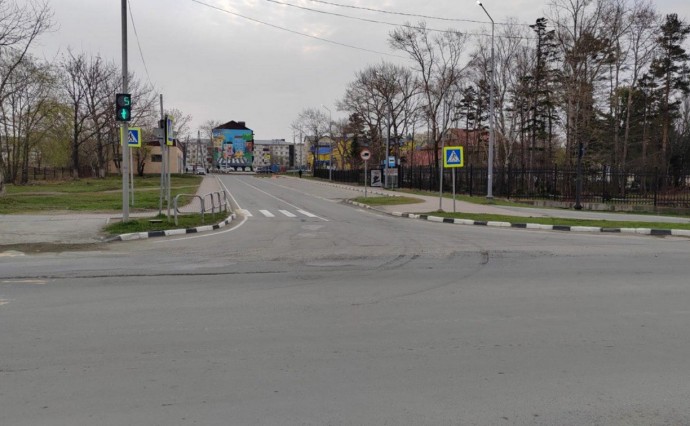 В Долинске отремонтировали дорожное покрытие на перекрестке улиц Хабаровской и Вилкова
