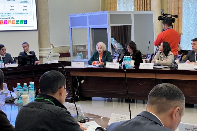 АЛРОСА рассказала об уникальном свойстве кимберлита на VI Северном форуме