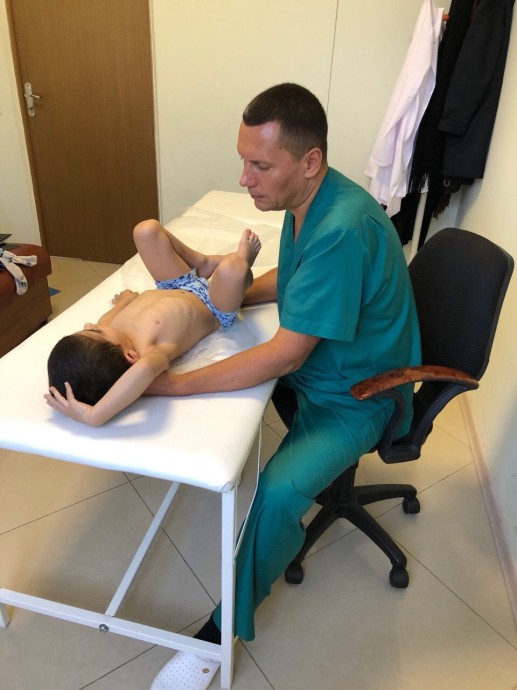 Врач-остеопат Андрей Леоненко: Когда вашему ребенку нужен остеопат