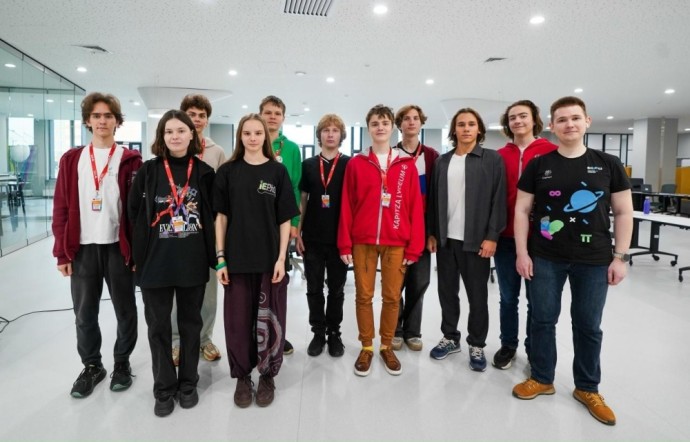 Дмитрий Чернышенко и Сергей Кравцов поздравили сборную российских школьников с победой на Международной астрономической олимпиаде Дмитрий Чернышенко и Сергей Кравцов поздравили сборную российских школьников с победой на Международной астрономической олимпиаде