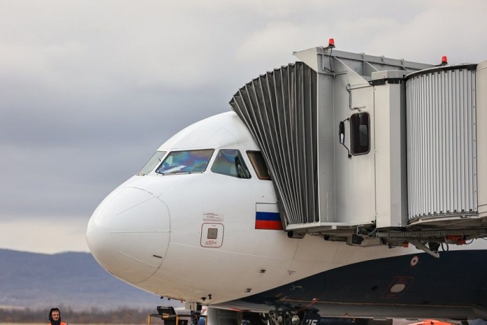 Авиарейсы по маршруту Санкт-Петербург – Владивосток возобновятся с 20 июня