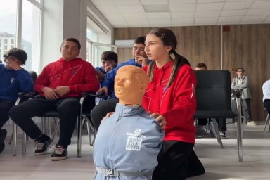 Подростки КЧР продемонстрировали свои знания и умения по оказанию экстренной медпомощи