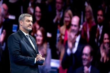 Германия — Зёдер переизбран, но градус понизился