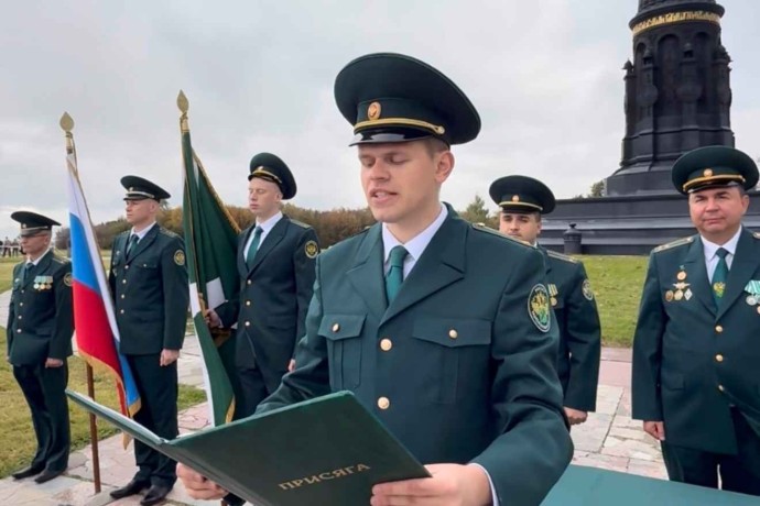 Тульские таможенники приняли присягу на Куликовом поле