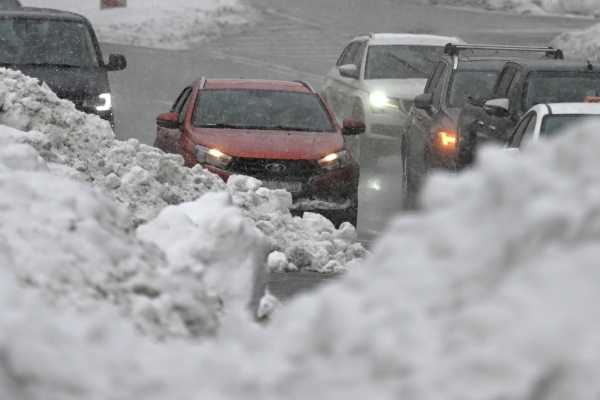 Столичный дептранс призвал водителей воздержаться от поездок на личных автомобилях