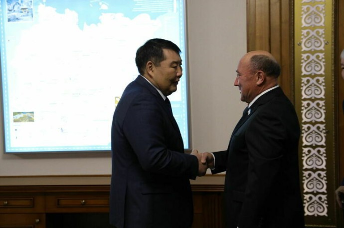 Алексей Еремеев: У нас все законы дублируются на якутский язык Алексей Еремеев: У нас все законы дублируются на якутский язык