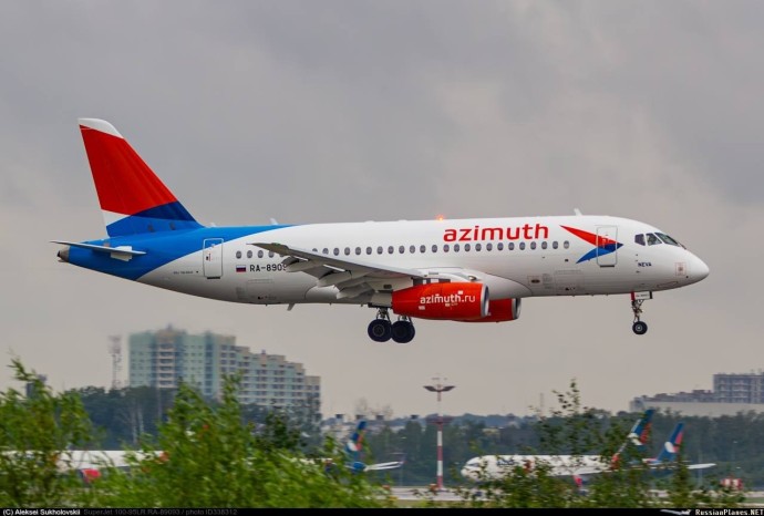 Самолёт Минводы — Уфа доложил о проблеме с гидронососом