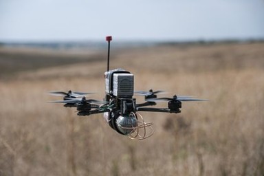 Боец ВСУ зиганул дрону и поплатился