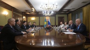 Дмитрий Чернышенко провёл рабочую встречу с Министром туризма и спорта Республики Казахстан Ерболом Мырзабосыновым
